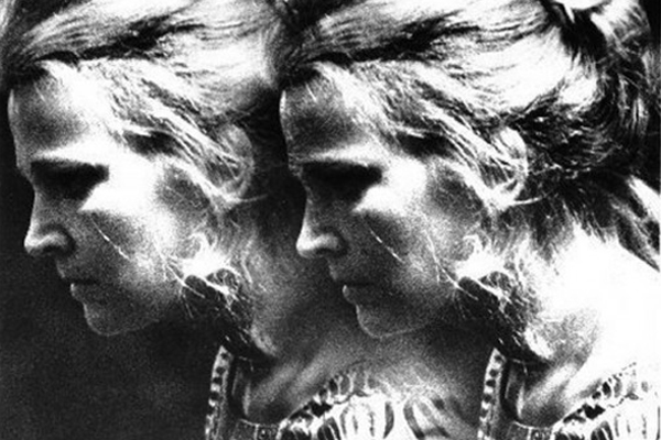 a-woman-under-the-influence-john-cassavetes-02.jpg