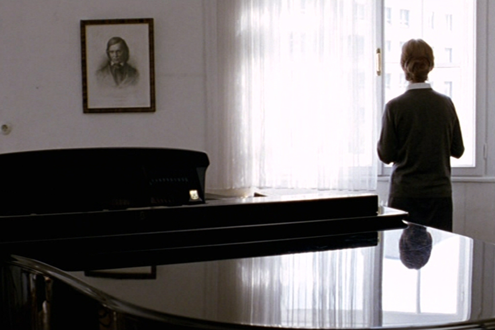 piano-teacher-michael-haneke-03.jpg