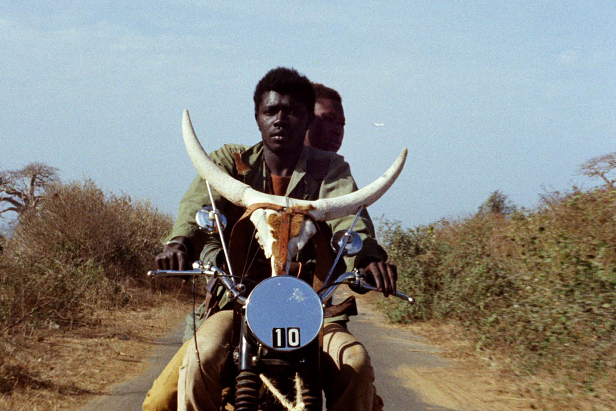 touki-bouki-djibril-diop-mambety.jpg