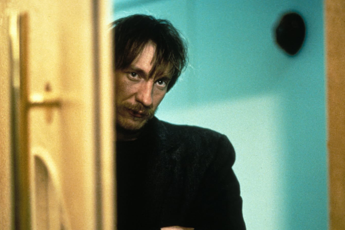 naked-mike-leigh.jpg