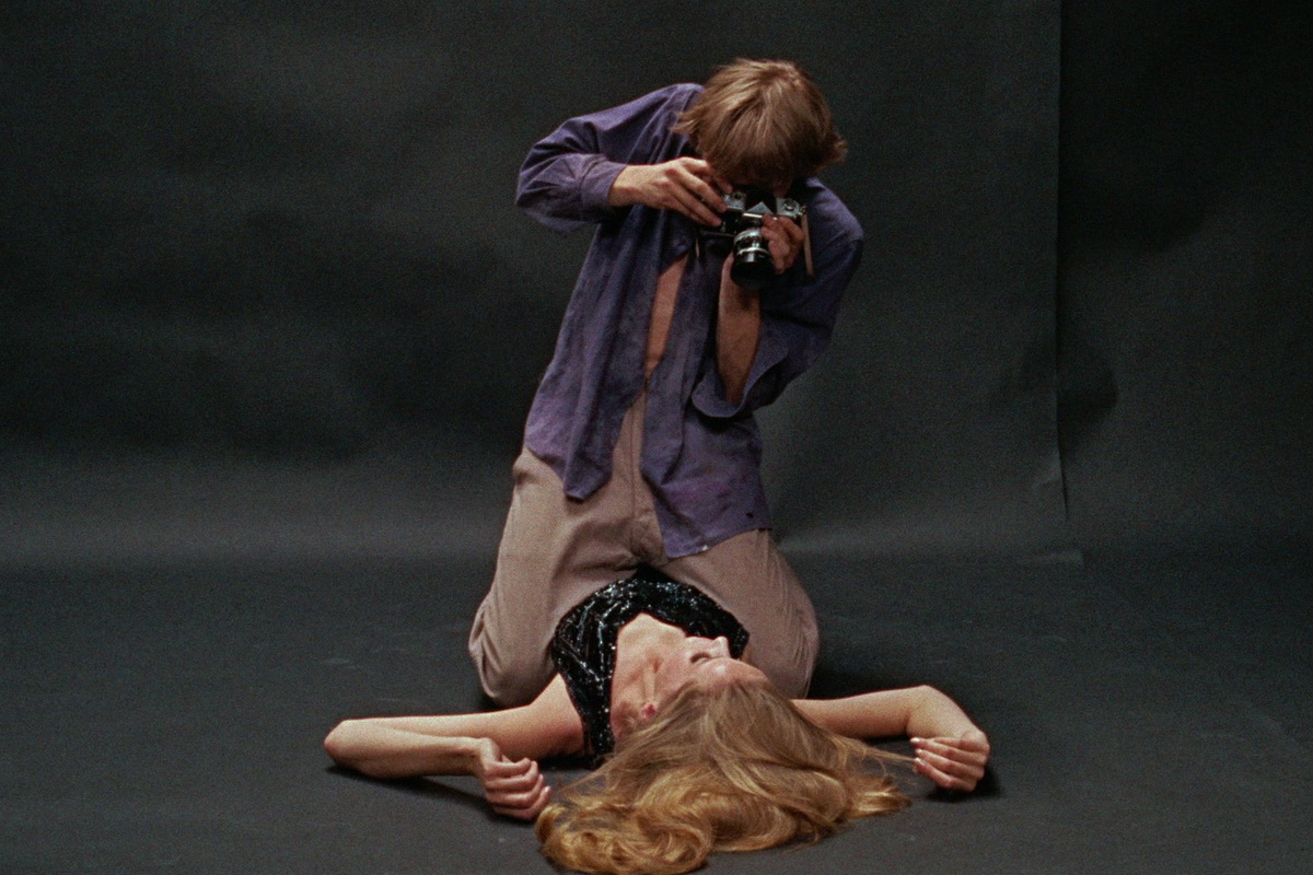 blow-up-michelangelo-antonioni.jpg