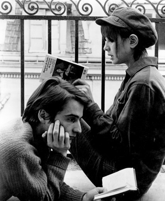 la-chinoise-jean-luc-godard.jpg